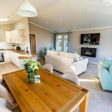 The Deneb * Amotherby