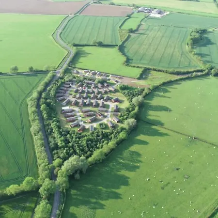 Lodge The Deneb Amotherby